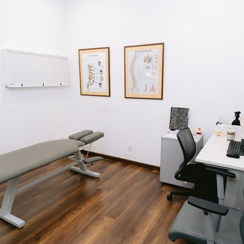 chiro physio near me setia alam slip disc_0006_JPEGDSC02634